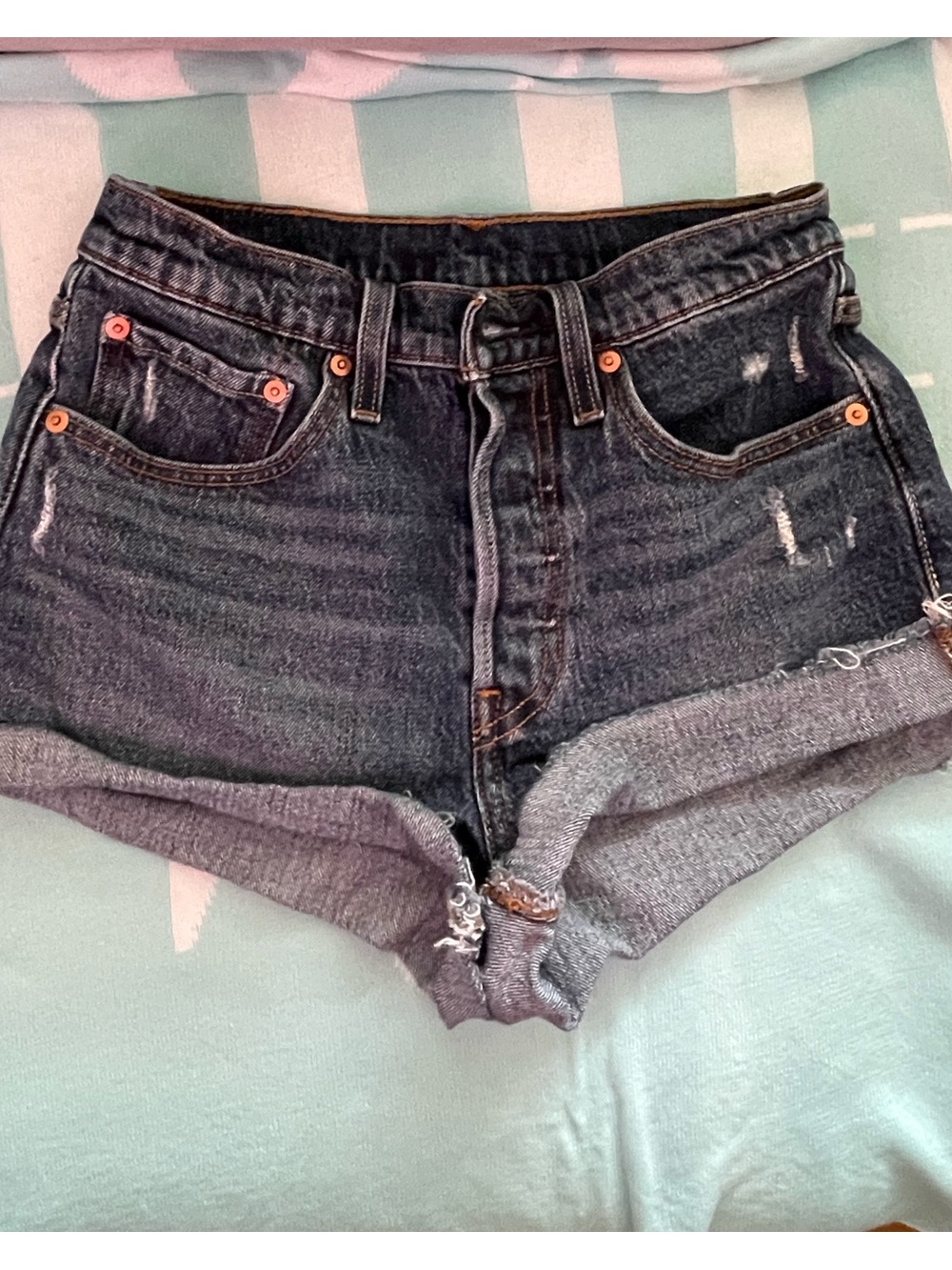 Levi’s 501 women’s jean shorts size 26